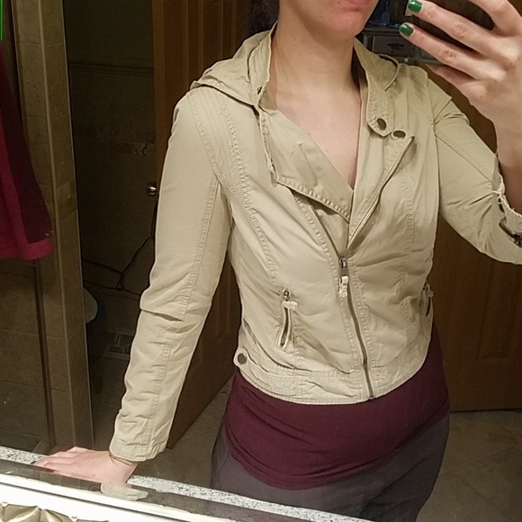 Like new Garage Cavas Crop Jacket - Picture 3 of 7